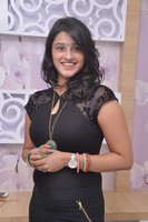 Priya Anduluri Actress Gallery